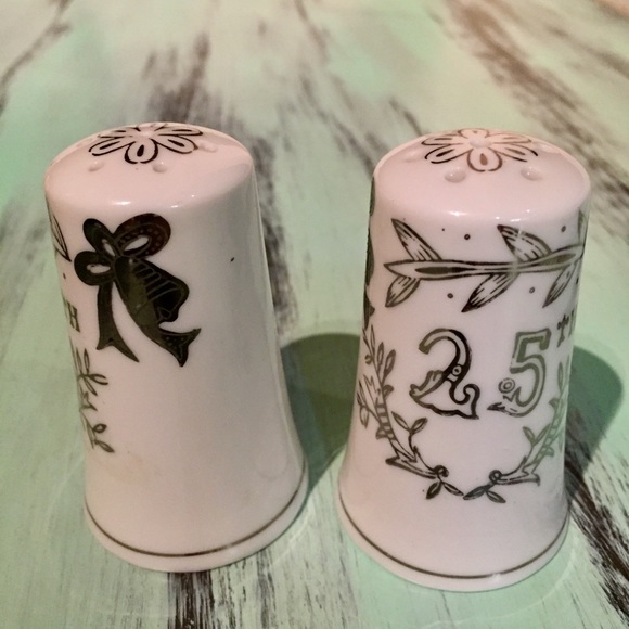 1957 VINTAGE S&P Shakers - Picture 5 of 6